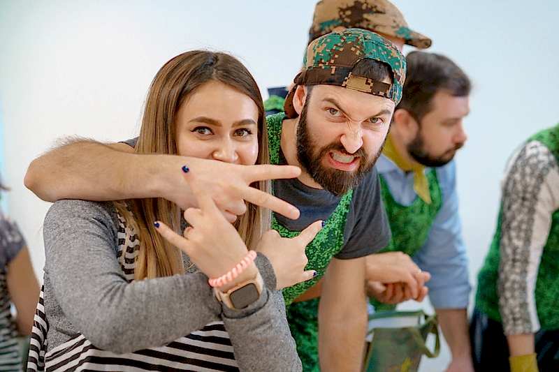 Корпоратив на День строителя в Алматы с уличными активностями